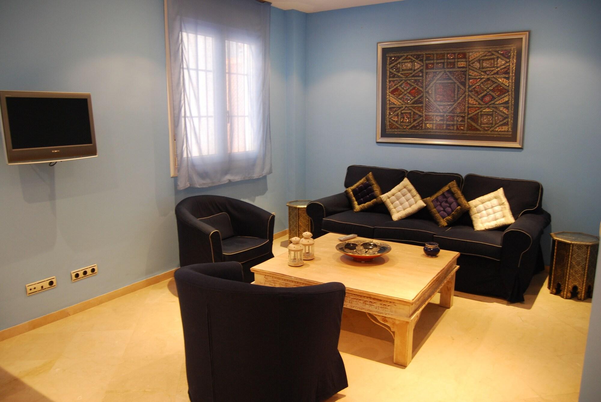 Life Apartments Giralda Suites Seville Exterior photo